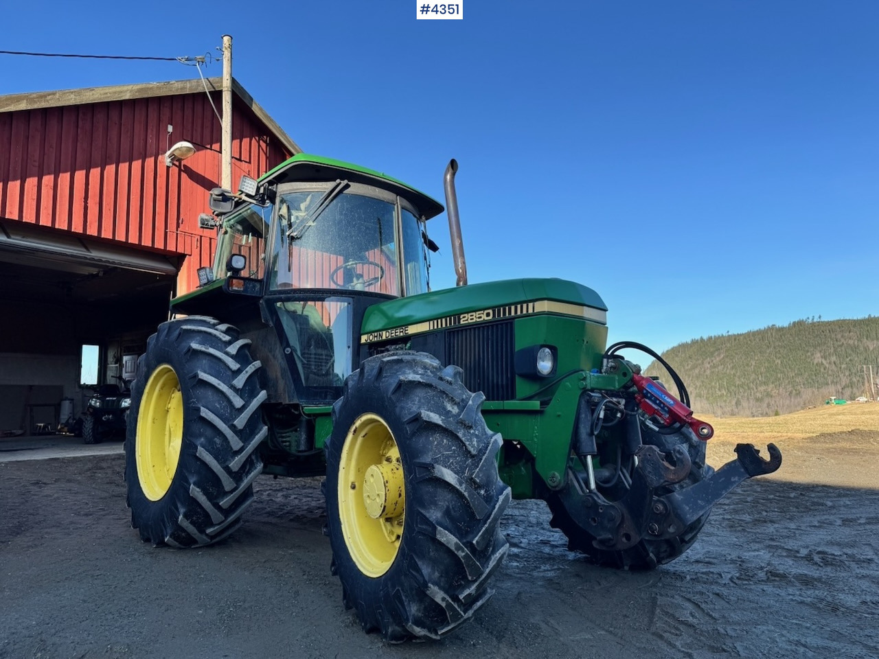 1991 John Deere 2850 4x4 Synchron w/ front hydraulics. - 拖拉机:图2 1991 John Deere 2850 4x4 Synchron w/ front hydraulics. - 拖拉机:图2