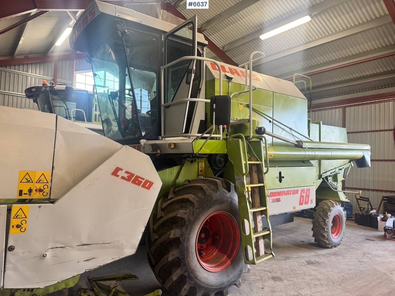1999 Claas Dominator 68 S combine harvester with twin wheels. Well-maintained / Recently upgraded! - 联合收割机:图3 1999 Claas Dominator 68 S combine harvester with twin wheels. Well-maintained / Recently upgraded! - 联合收割机:图3