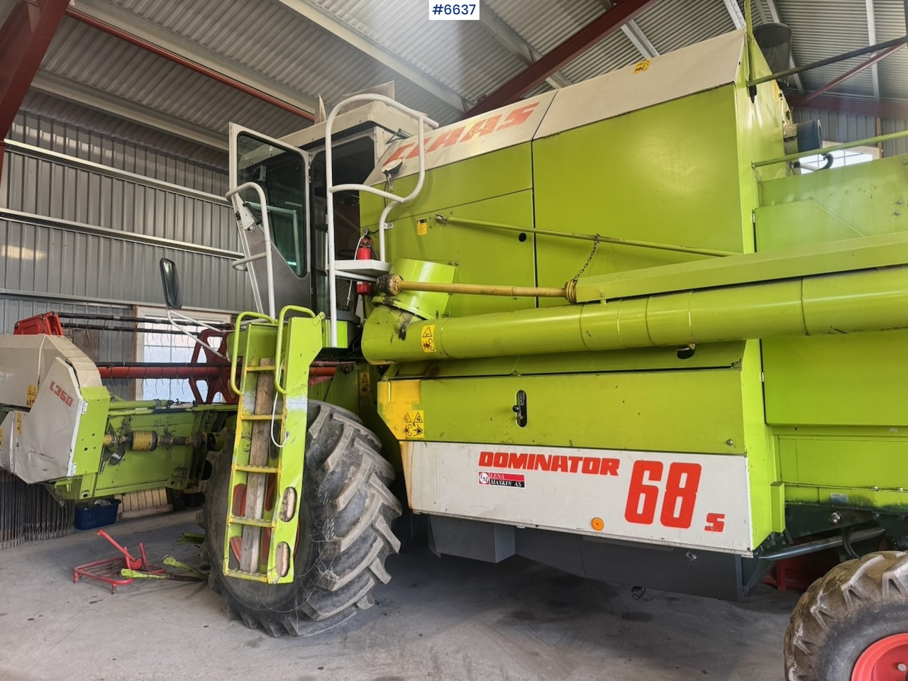 1999 Claas Dominator 68 S combine harvester with twin wheels. Well-maintained / Recently upgraded! - 联合收割机:图5 1999 Claas Dominator 68 S combine harvester with twin wheels. Well-maintained / Recently upgraded! - 联合收割机:图5