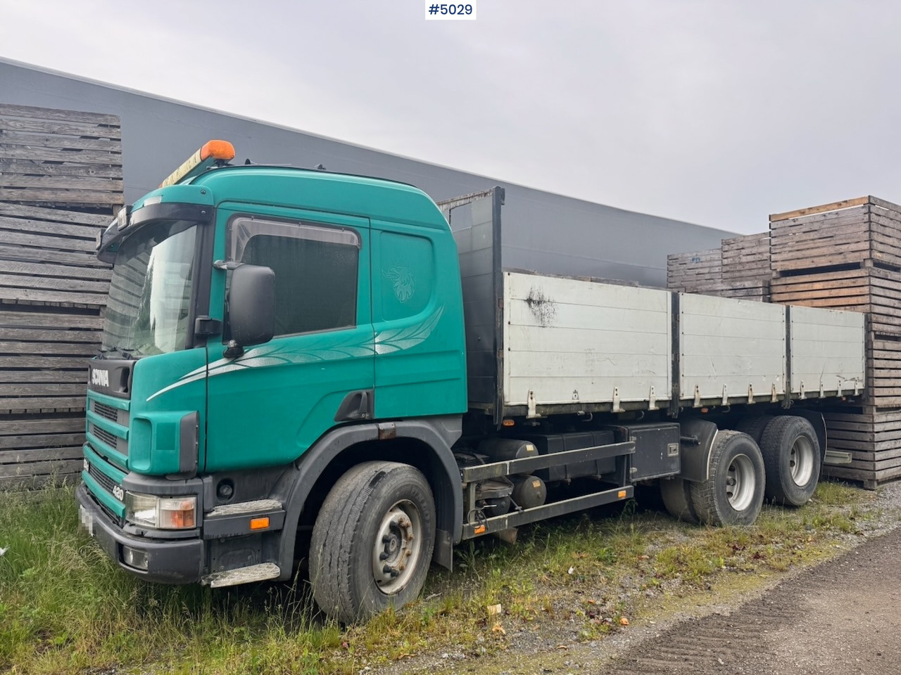 2000 Scania P124 6x2 Tipper truck - 翻斗车:图2 2000 Scania P124 6x2 Tipper truck - 翻斗车:图2