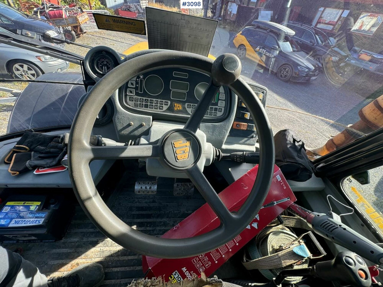 拖拉机 2001 JCB Fastrac 3185 4x4. The plow rigged and two sets of tires.：图23