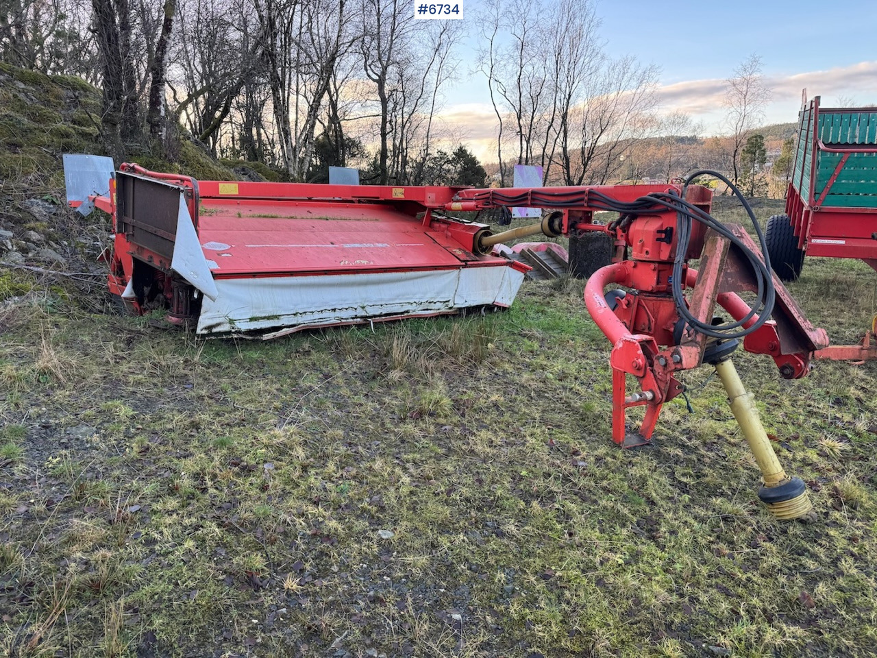 2001 Kuhn FC 302 G Trailed mower. - 干草和饲料设备:图2 2001 Kuhn FC 302 G Trailed mower. - 干草和饲料设备:图2