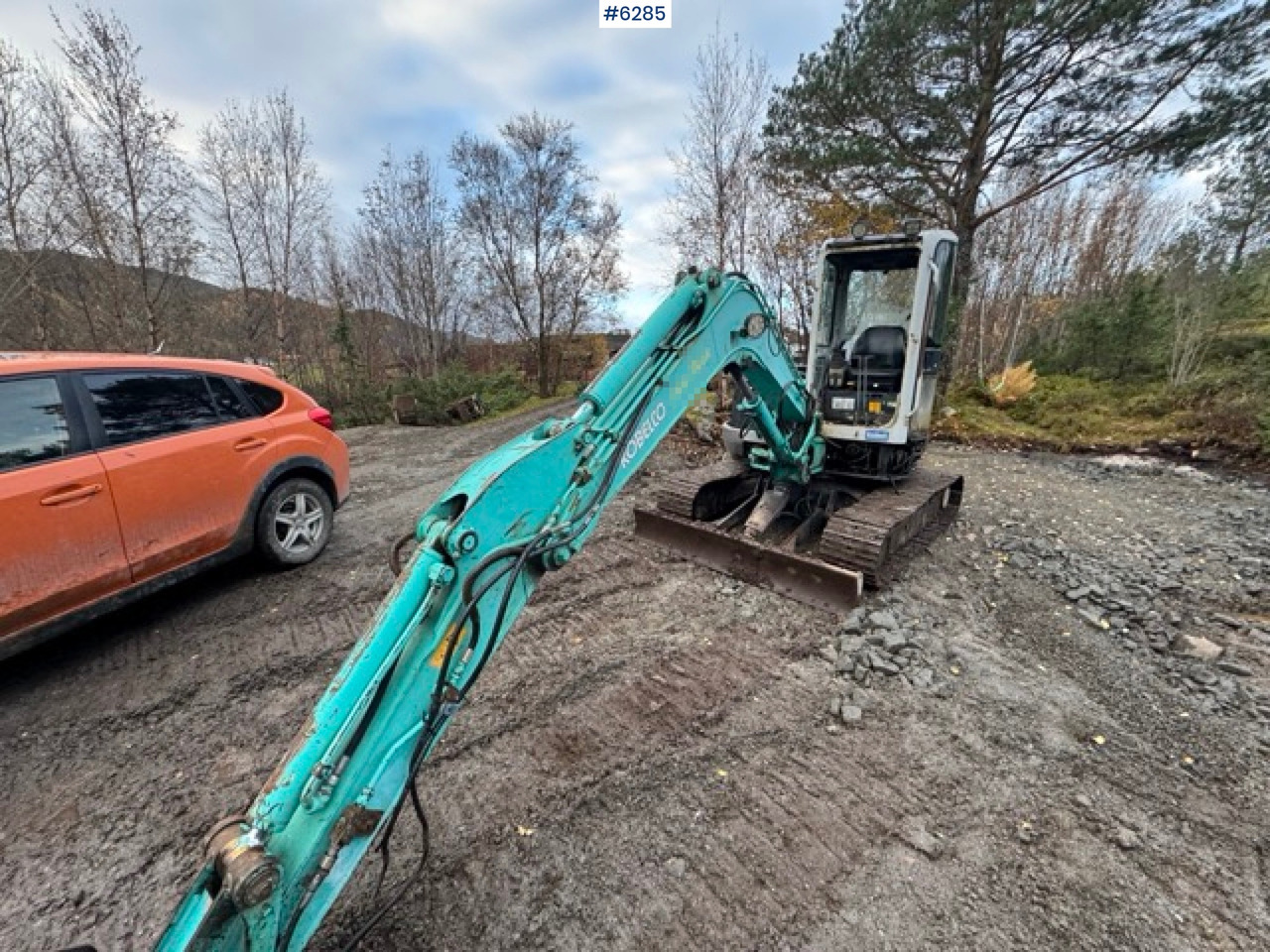 2002 Kobelco SK45 with Grading Bucket, Narrow Bucket, and Tooth Bucket – SEE VIDEO! - 挖掘机:图5 2002 Kobelco SK45 with Grading Bucket, Narrow Bucket, and Tooth Bucket – SEE VIDEO! - 挖掘机:图5