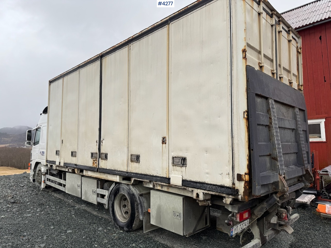 2002 Volvo FM9 Containerchassis - 厢式卡车:图3 2002 Volvo FM9 Containerchassis - 厢式卡车:图3