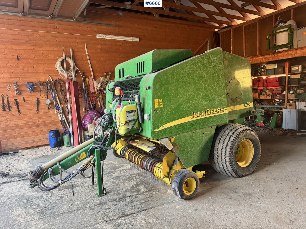 2003 John Deere 578 Round Baler. - 干草和饲料设备:图3 2003 John Deere 578 Round Baler. - 干草和饲料设备:图3