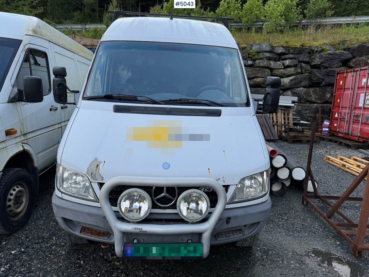 2003 Mercedes-Benz 313 CDI Sprinter 4x4. - 无侧窗厢式货车:图2 2003 Mercedes-Benz 313 CDI Sprinter 4x4. - 无侧窗厢式货车:图2