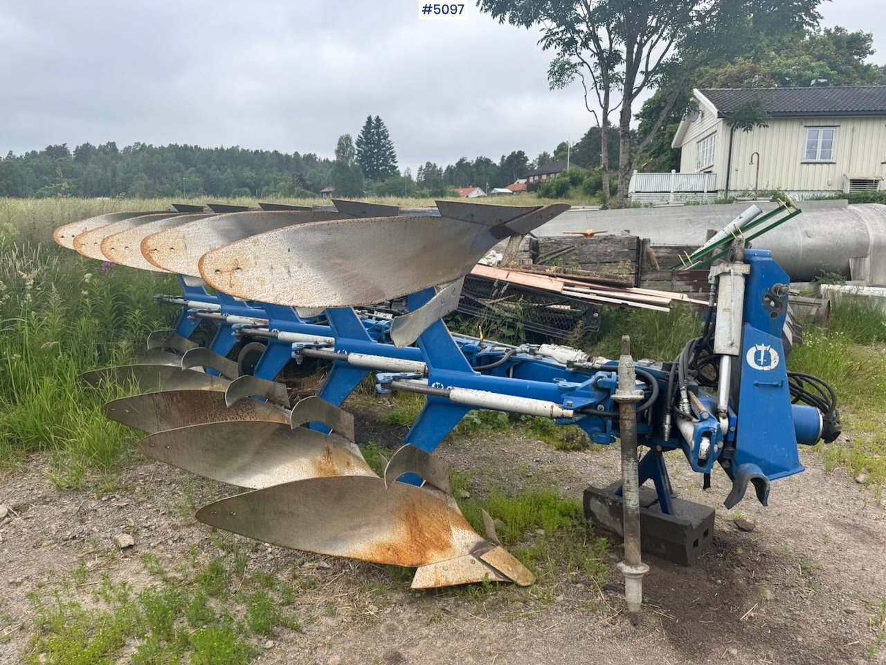 2003 Øverum VF CX5875 5-furrow reversible plough - 土壤耕作设备:图3 2003 Øverum VF CX5875 5-furrow reversible plough - 土壤耕作设备:图3