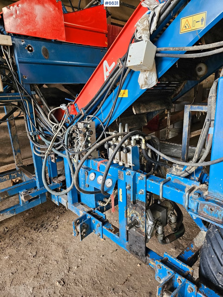 2004 ASA-LIFT Combi 1000/Stm50 Turnip harvester. - 干草和饲料设备:图2 2004 ASA-LIFT Combi 1000/Stm50 Turnip harvester. - 干草和饲料设备:图2