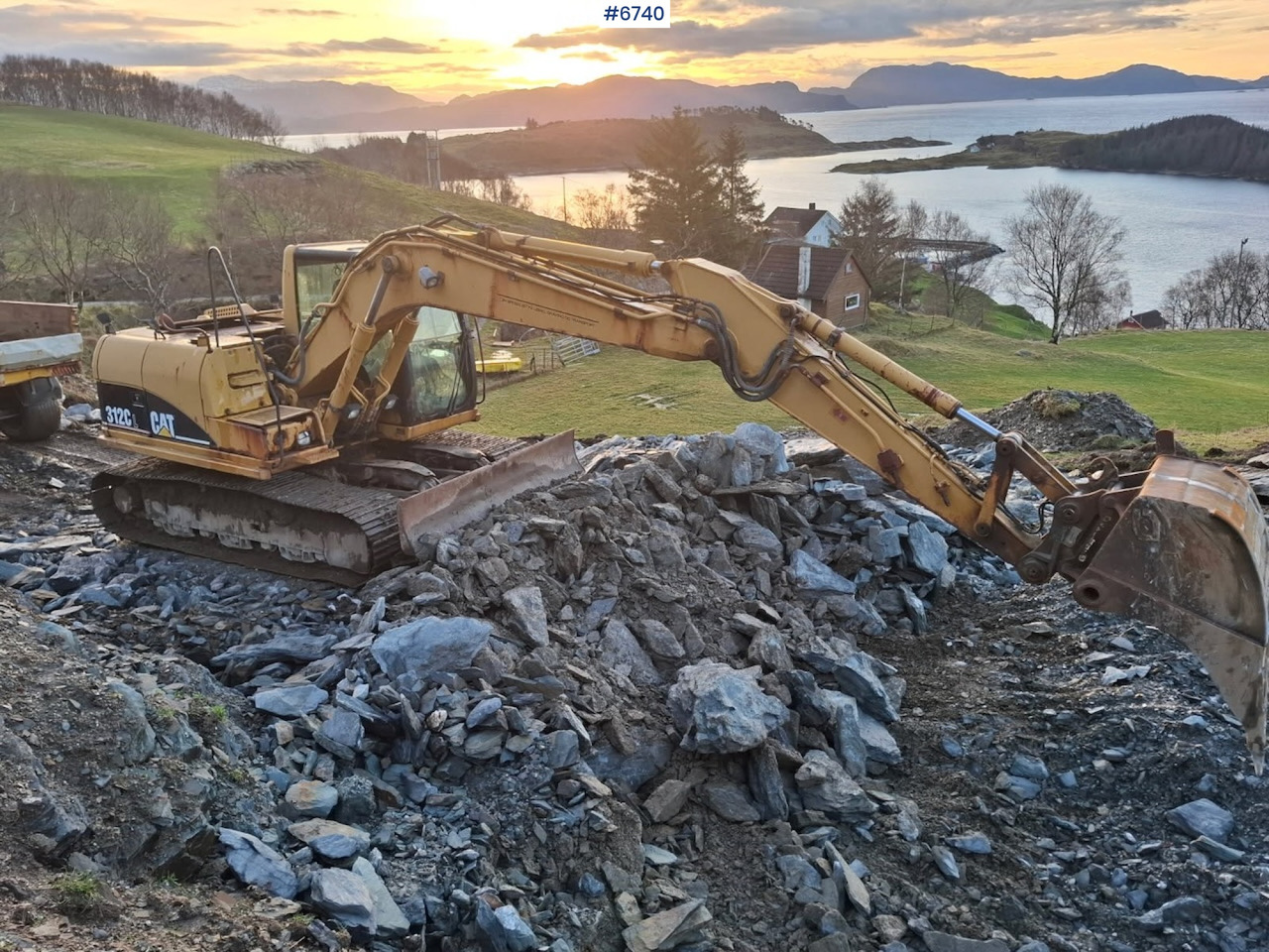 2004 Cat 312C L w/ digger bucket. - 履带式挖掘机:图3 2004 Cat 312C L w/ digger bucket. - 履带式挖掘机:图3