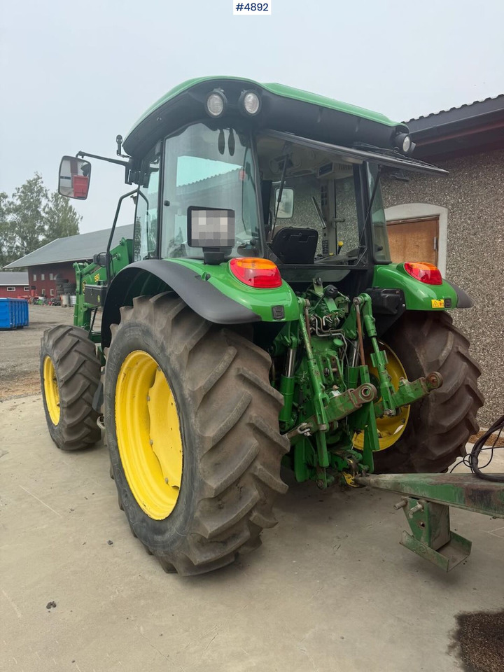 2004 John Deere 5720 4x4 w/ front loader - 拖拉机:图4 2004 John Deere 5720 4x4 w/ front loader - 拖拉机:图4
