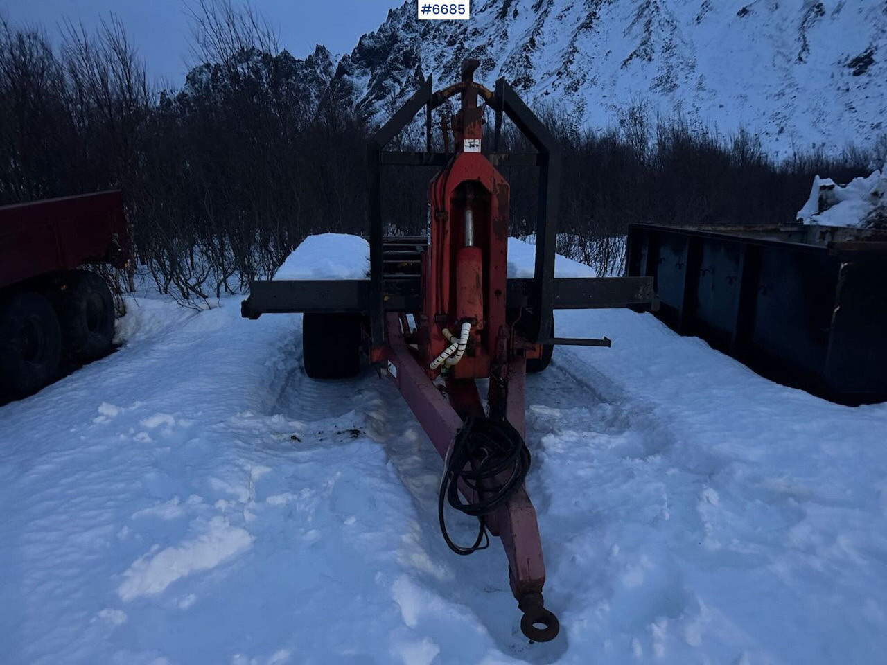 2006 BIGAB hook-lift trailer with container - 农场自卸拖车/ 自卸车:图2 2006 BIGAB hook-lift trailer with container - 农场自卸拖车/ 自卸车:图2