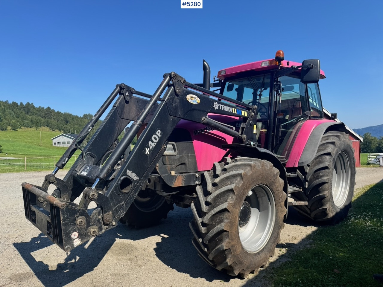 2006 Case MXM120 4x4 with front loader - 拖拉机:图1 2006 Case MXM120 4x4 with front loader - 拖拉机:图1