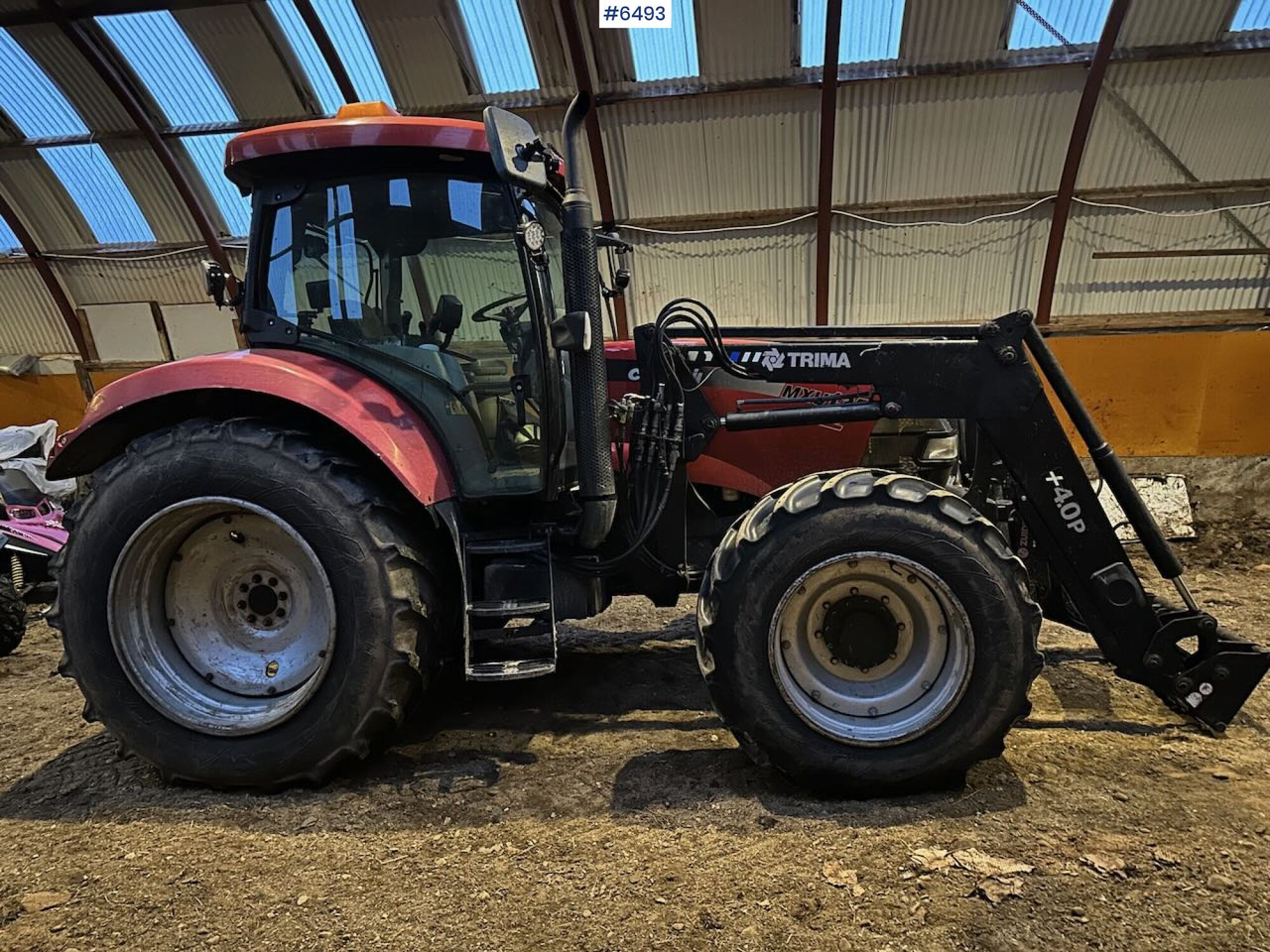 2007 CASE IH MXU 135 Pro 4x4 tractor w/ front loader. - 拖拉机:图1 2007 CASE IH MXU 135 Pro 4x4 tractor w/ front loader. - 拖拉机:图1