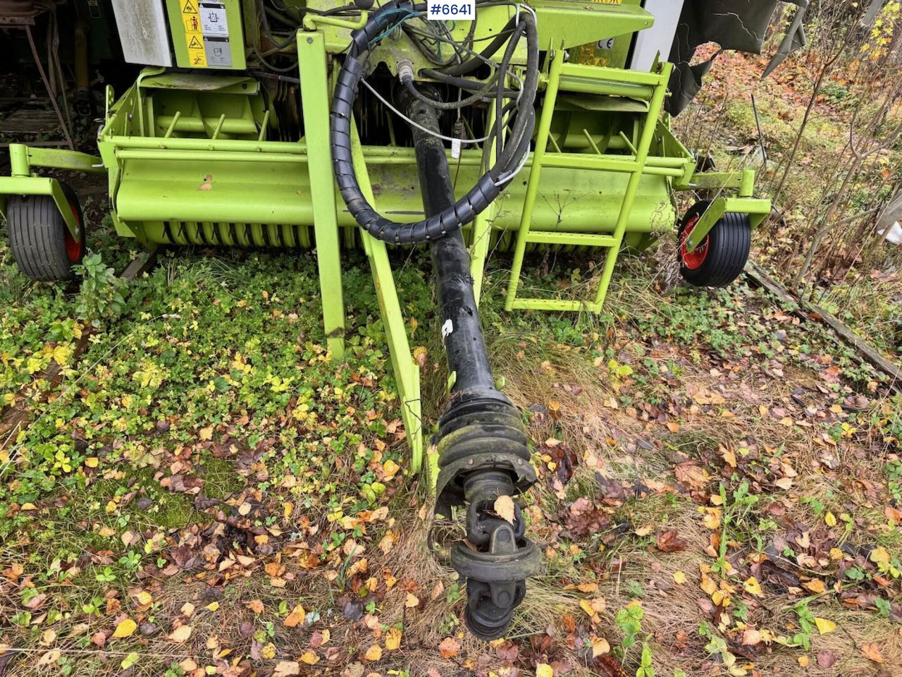 2007 Claas Rollant 255 Toto Cut Kombipresse - 干草和饲料设备:图4 2007 Claas Rollant 255 Toto Cut Kombipresse - 干草和饲料设备:图4