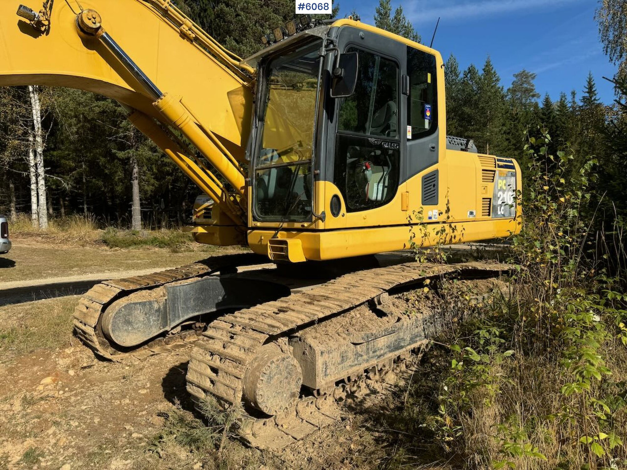 2007 Komatsu PC210LC Tracked Excavator with 3 buckets, tilt, grapple, and ripper. - 挖掘机:图2 2007 Komatsu PC210LC Tracked Excavator with 3 buckets, tilt, grapple, and ripper. - 挖掘机:图2