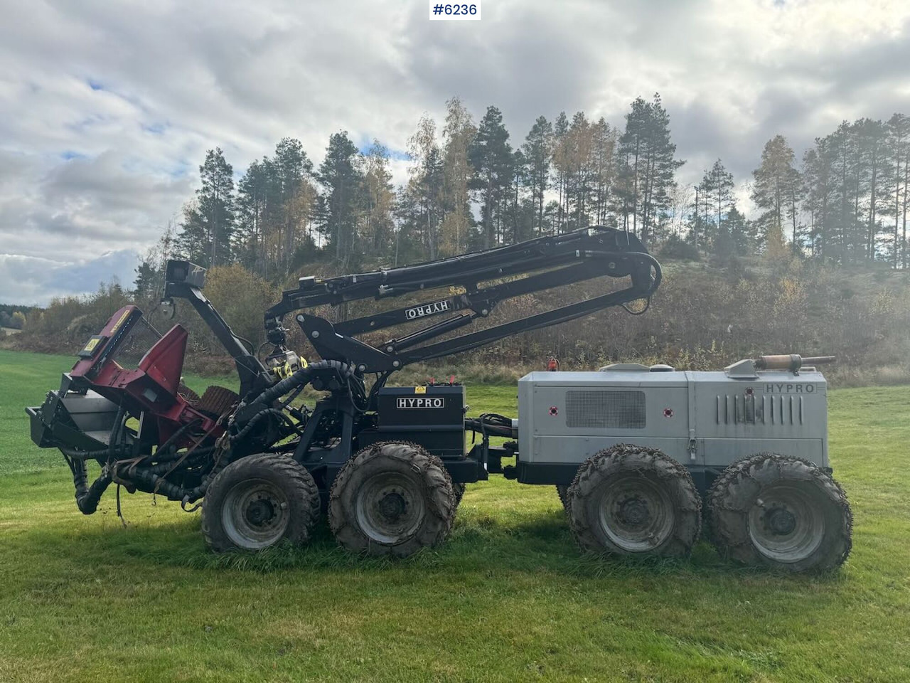 2008 Hypro 500LS harvesting machine with processor head and felling grapple - 林业收割机:图1 2008 Hypro 500LS harvesting machine with processor head and felling grapple - 林业收割机:图1