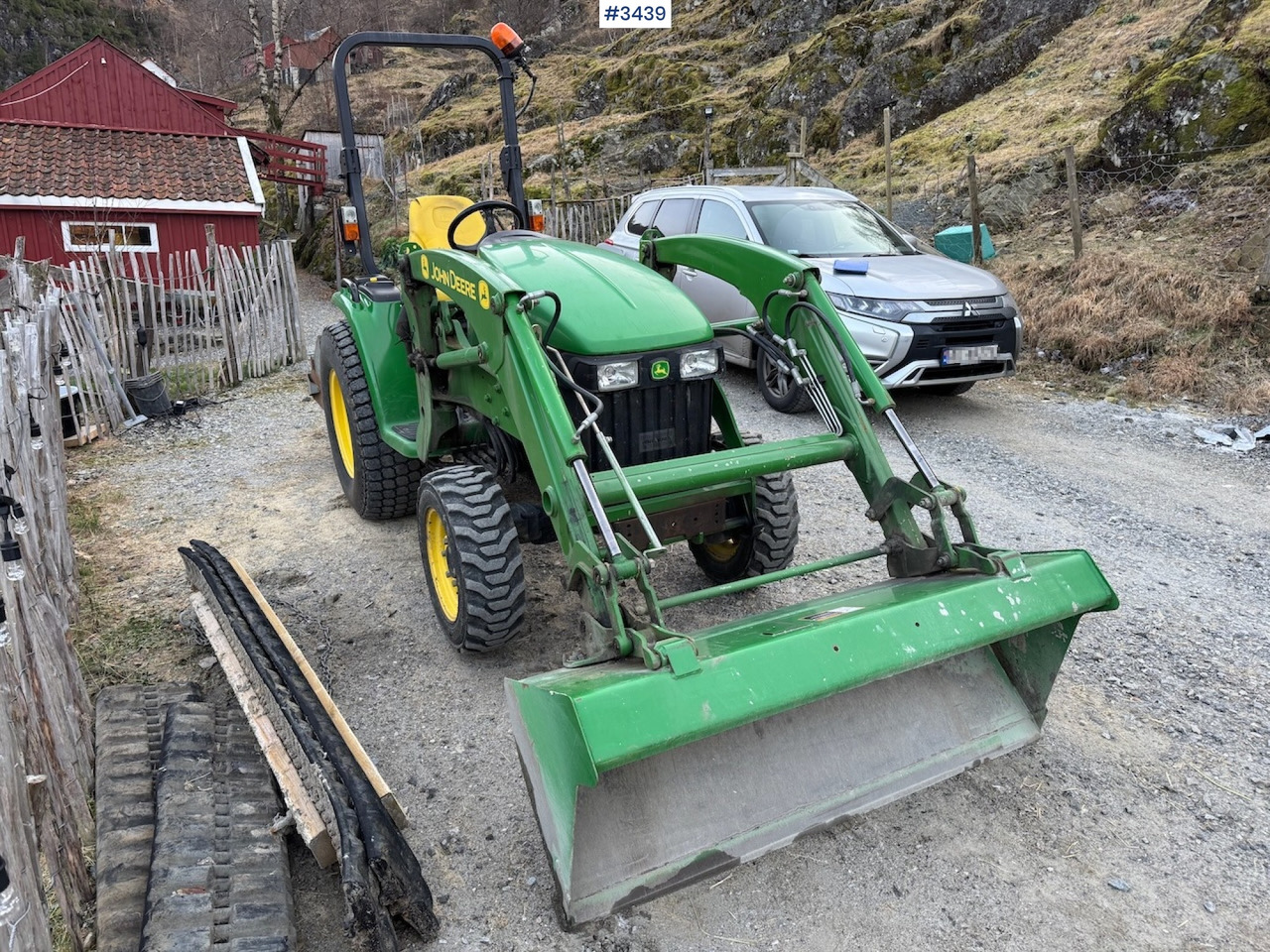 2008 John Deere 3720 w/front loader and bucket - 拖拉机:图5 2008 John Deere 3720 w/front loader and bucket - 拖拉机:图5
