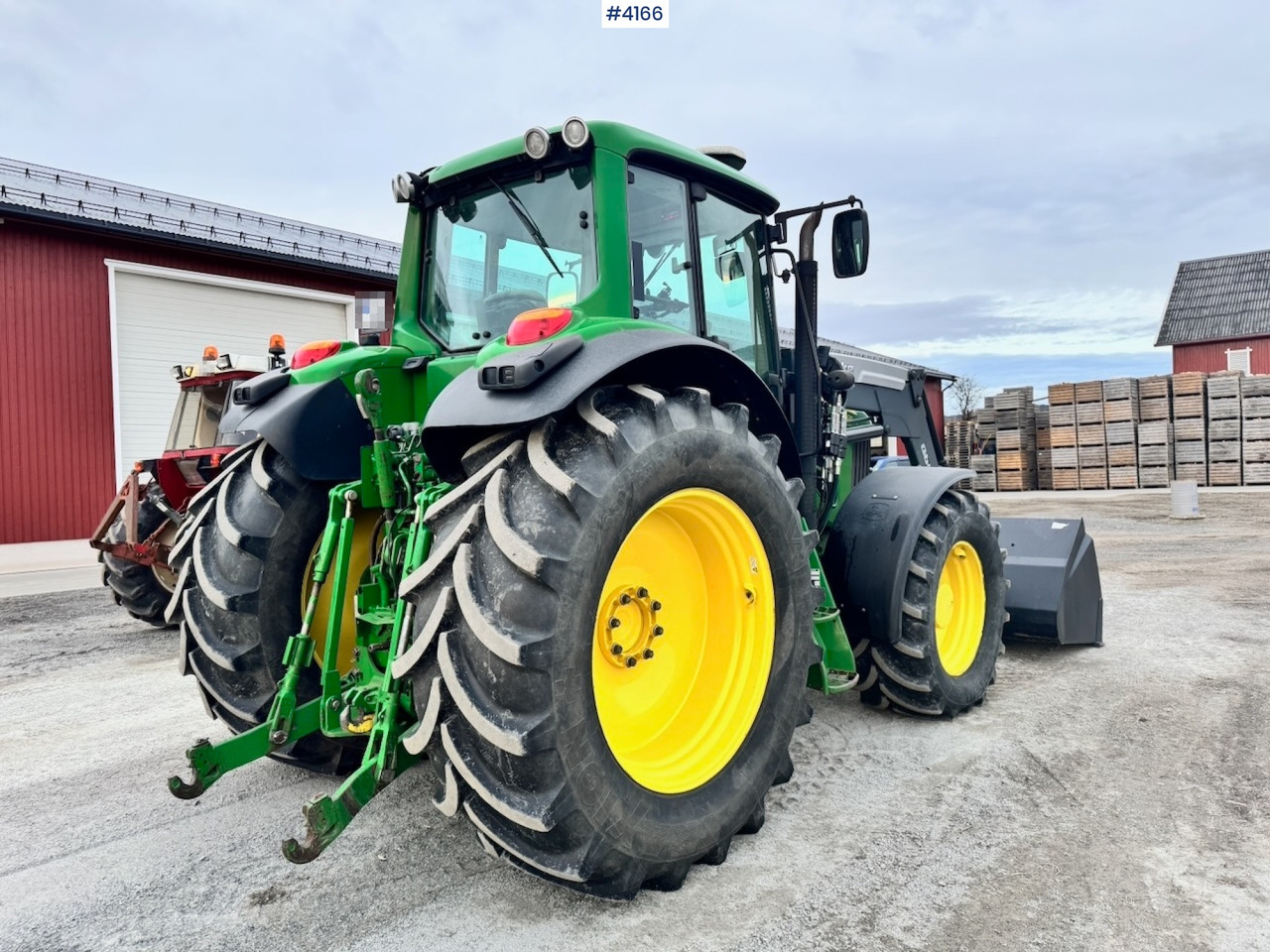 2010 John Deere 7430 w/ Front loader and GPS. 3760 hours! - 拖拉机:图5 2010 John Deere 7430 w/ Front loader and GPS. 3760 hours! - 拖拉机:图5