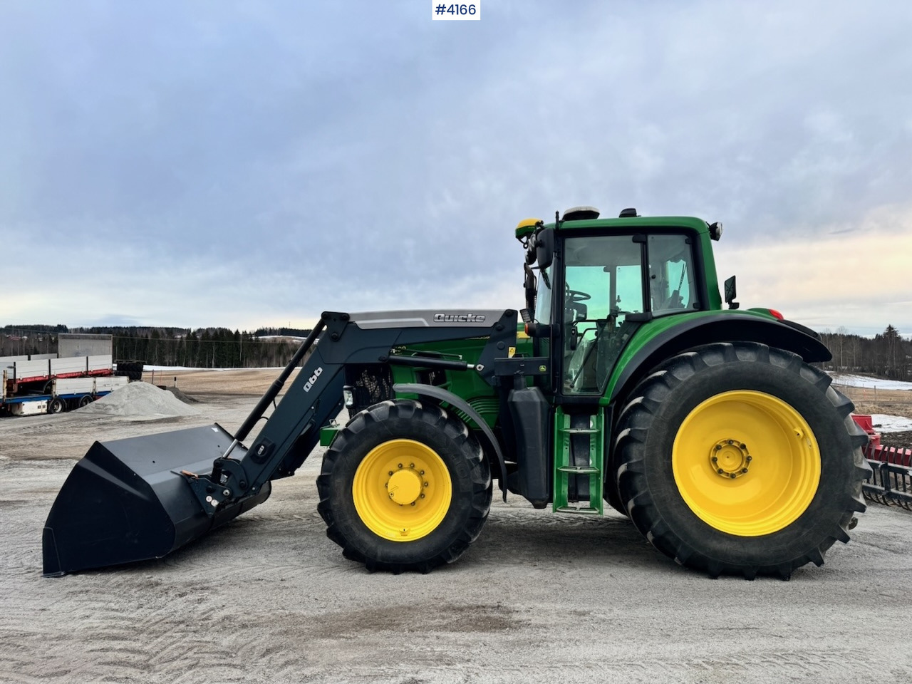 2010 John Deere 7430 w/ Front loader and GPS. 3760 hours! - 拖拉机:图2 2010 John Deere 7430 w/ Front loader and GPS. 3760 hours! - 拖拉机:图2