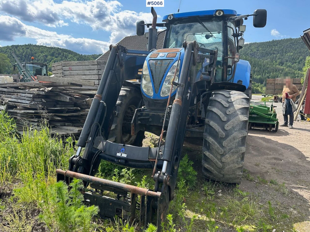 2011 New Holland T6080 w/ trima +5.1p - 拖拉机:图2 2011 New Holland T6080 w/ trima +5.1p - 拖拉机:图2