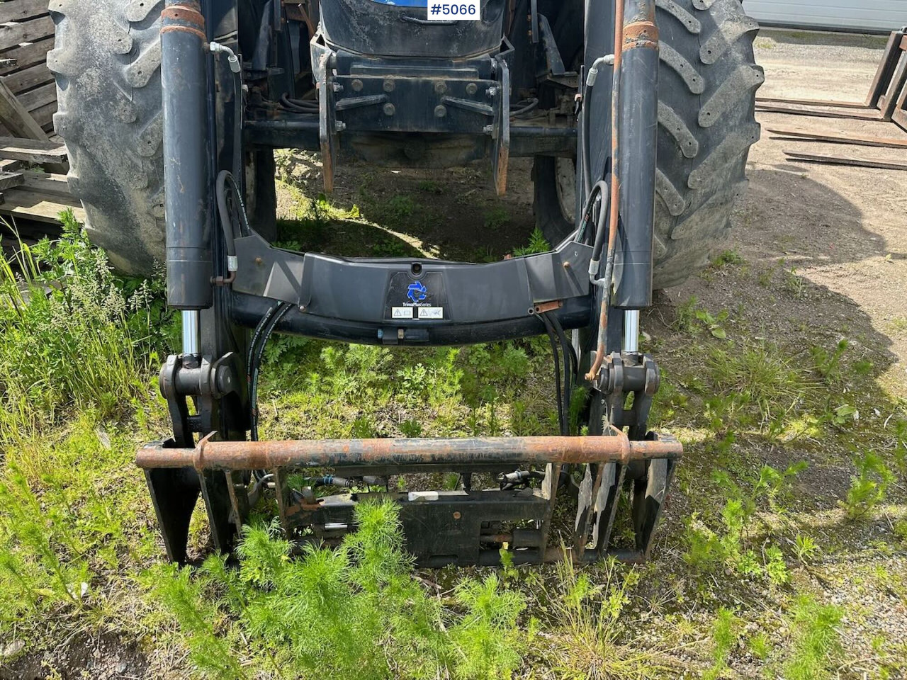 2011 New Holland T6080 w/ trima +5.1p - 拖拉机:图4 2011 New Holland T6080 w/ trima +5.1p - 拖拉机:图4