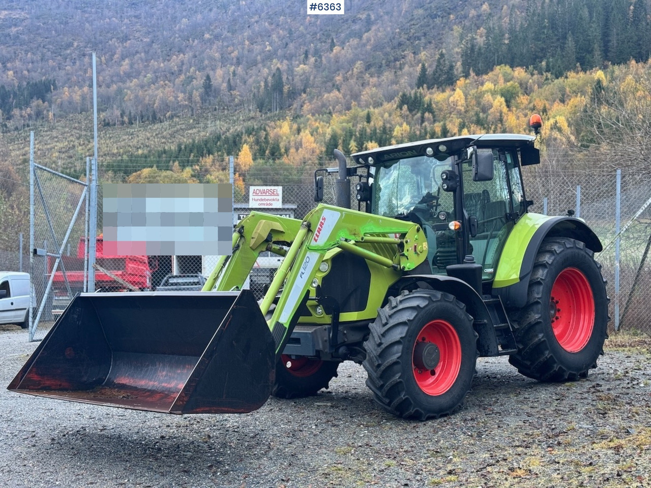 2013 Claas Arion 550 w/ Front loader, Bucket, forks and rear cutters. 1110 hours! - 拖拉机:图2 2013 Claas Arion 550 w/ Front loader, Bucket, forks and rear cutters. 1110 hours! - 拖拉机:图2