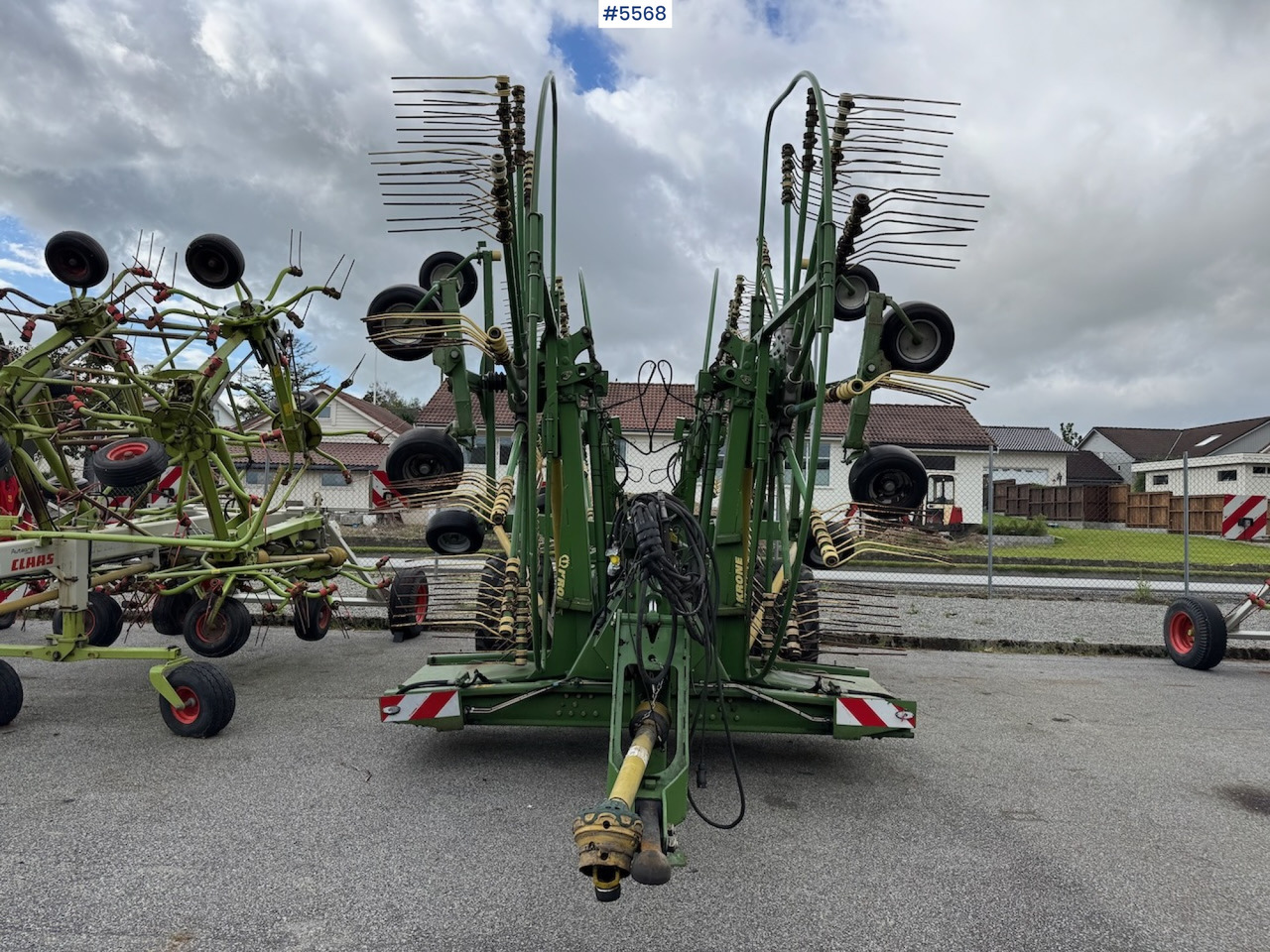 2013 Krone Sawdro 1400 Plus - 干草和饲料设备:图3 2013 Krone Sawdro 1400 Plus - 干草和饲料设备:图3