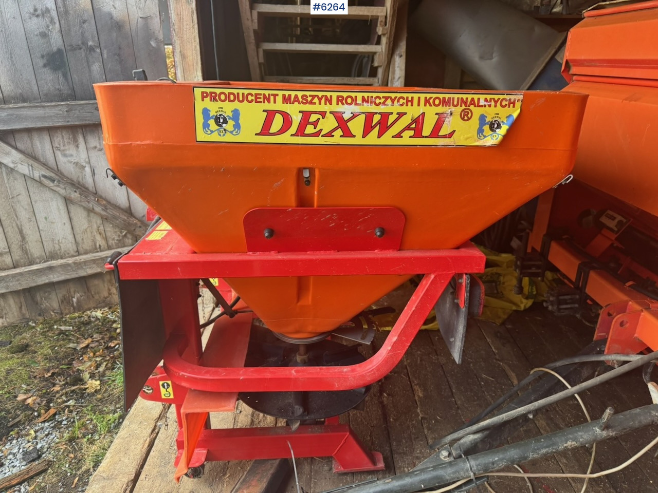 2015 Dexwal Tornado fertilizer spreader - 肥料撒施机:图2 2015 Dexwal Tornado fertilizer spreader - 肥料撒施机:图2