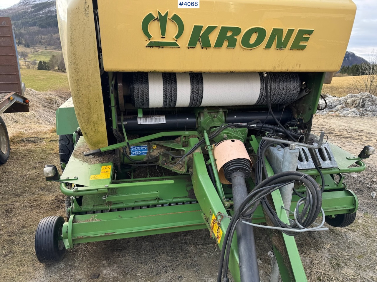 2016 Krone Comprima CF 155 XC Kombipresse - 干草和饲料设备:图2 2016 Krone Comprima CF 155 XC Kombipresse - 干草和饲料设备:图2