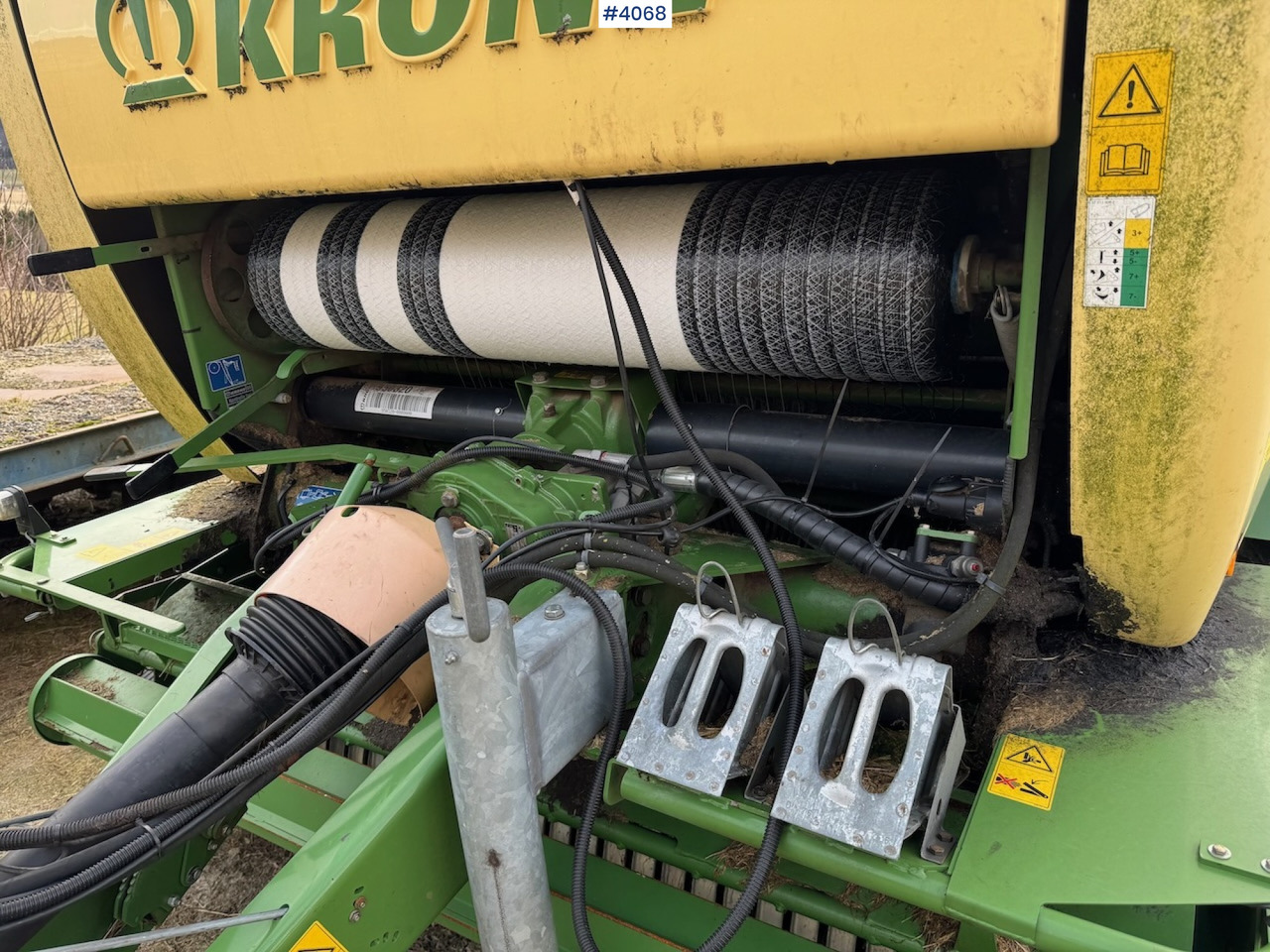 2016 Krone Comprima CF 155 XC Kombipresse - 干草和饲料设备:图5 2016 Krone Comprima CF 155 XC Kombipresse - 干草和饲料设备:图5