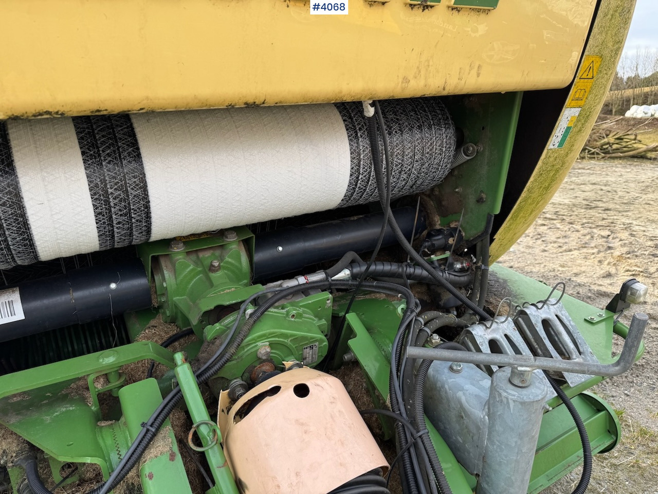 2016 Krone Comprima CF 155 XC Kombipresse - 干草和饲料设备:图4 2016 Krone Comprima CF 155 XC Kombipresse - 干草和饲料设备:图4