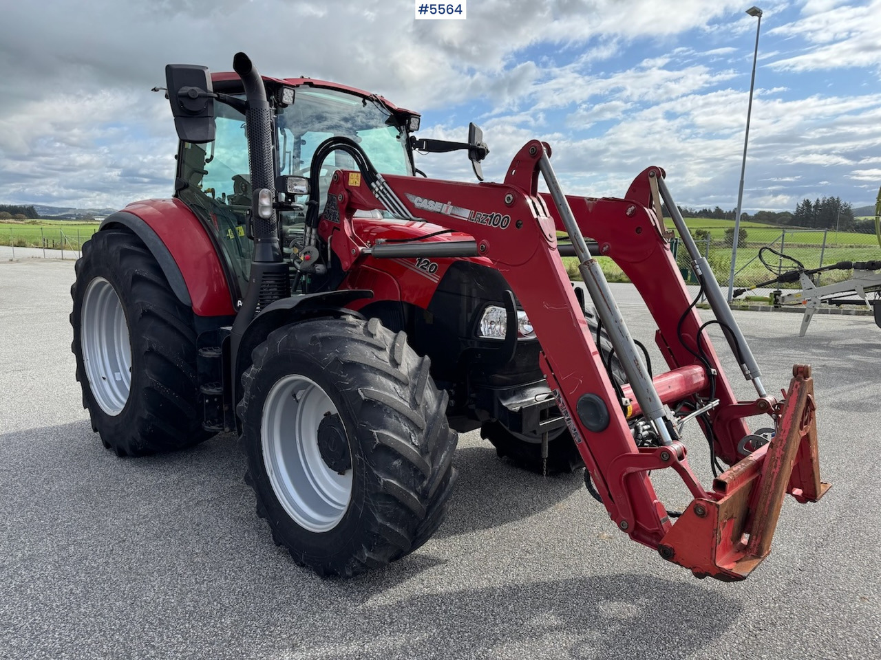 2019 Case IH Luxxum 120 m/ frontlaster. - 拖拉机:图1 2019 Case IH Luxxum 120 m/ frontlaster. - 拖拉机:图1