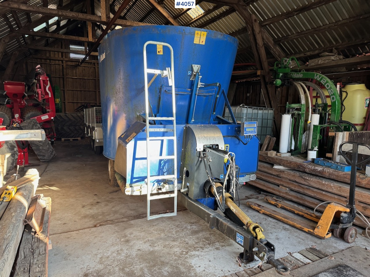 2019 Delaval VM12 Coarse feed mixer - 牲畜设备:图5 2019 Delaval VM12 Coarse feed mixer - 牲畜设备:图5