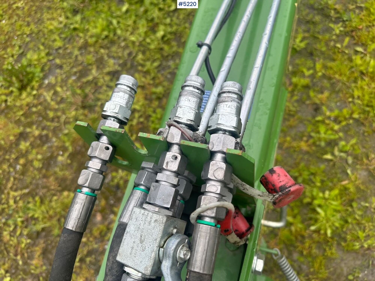 2020 Krone Easy cut 3210 mower - 干草和饲料设备:图3 2020 Krone Easy cut 3210 mower - 干草和饲料设备:图3