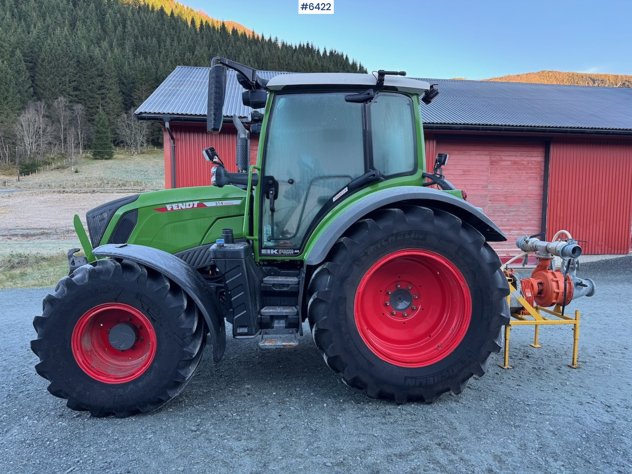 2021 Fendt 314 Vario Profi Plus w/ front hydraulics and front PTO. Low hours! - 拖拉机:图2 2021 Fendt 314 Vario Profi Plus w/ front hydraulics and front PTO. Low hours! - 拖拉机:图2