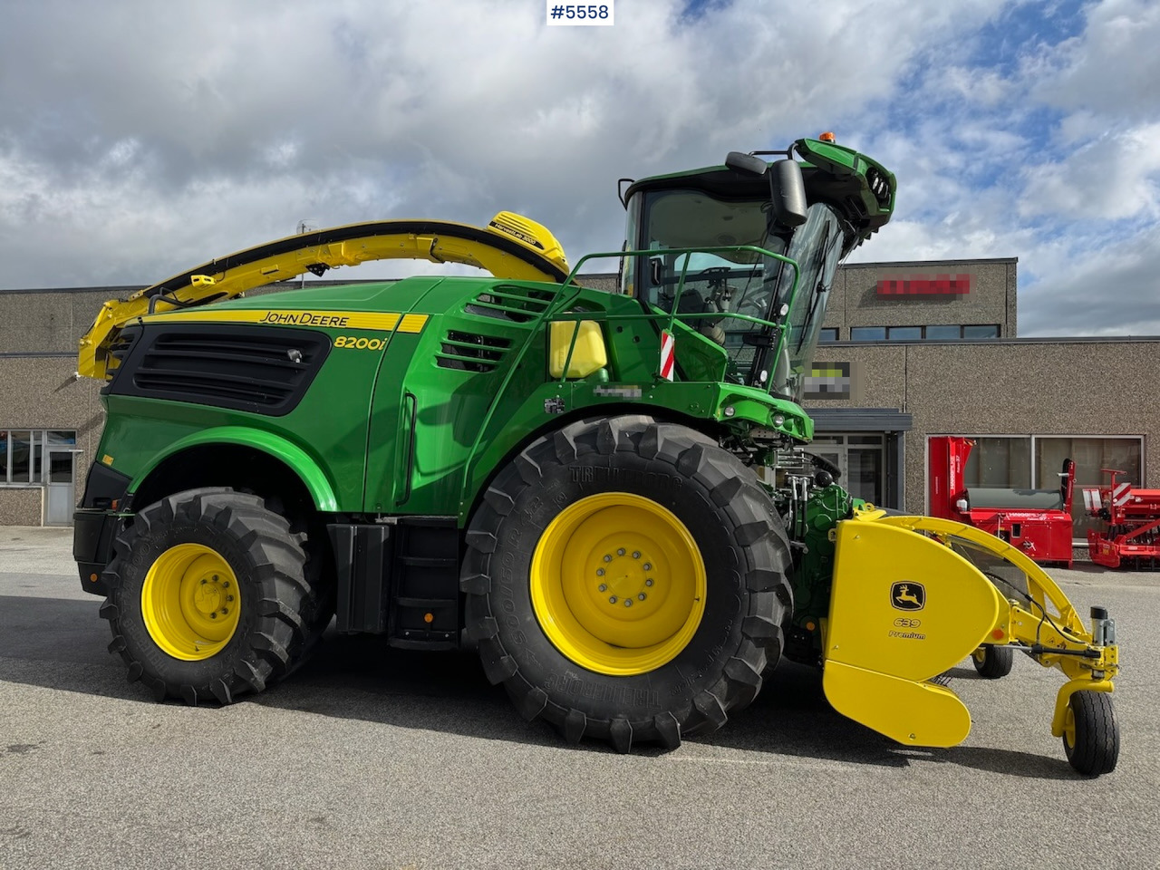 2024 John Deere 8200 in, like new! - 干草和饲料设备:图2 2024 John Deere 8200 in, like new! - 干草和饲料设备:图2