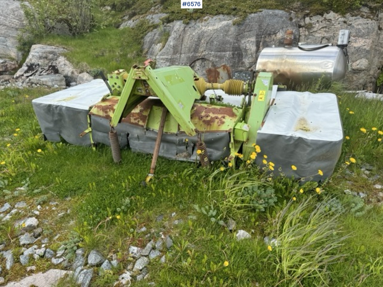 Claas front-mounted mower - 干草和饲料设备:图1 Claas front-mounted mower - 干草和饲料设备:图1