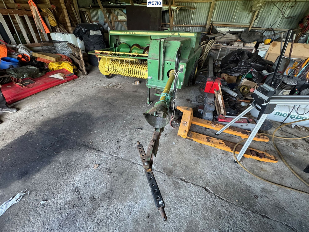 John Deere 336 Square baler. - 干草和饲料设备:图2 John Deere 336 Square baler. - 干草和饲料设备:图2