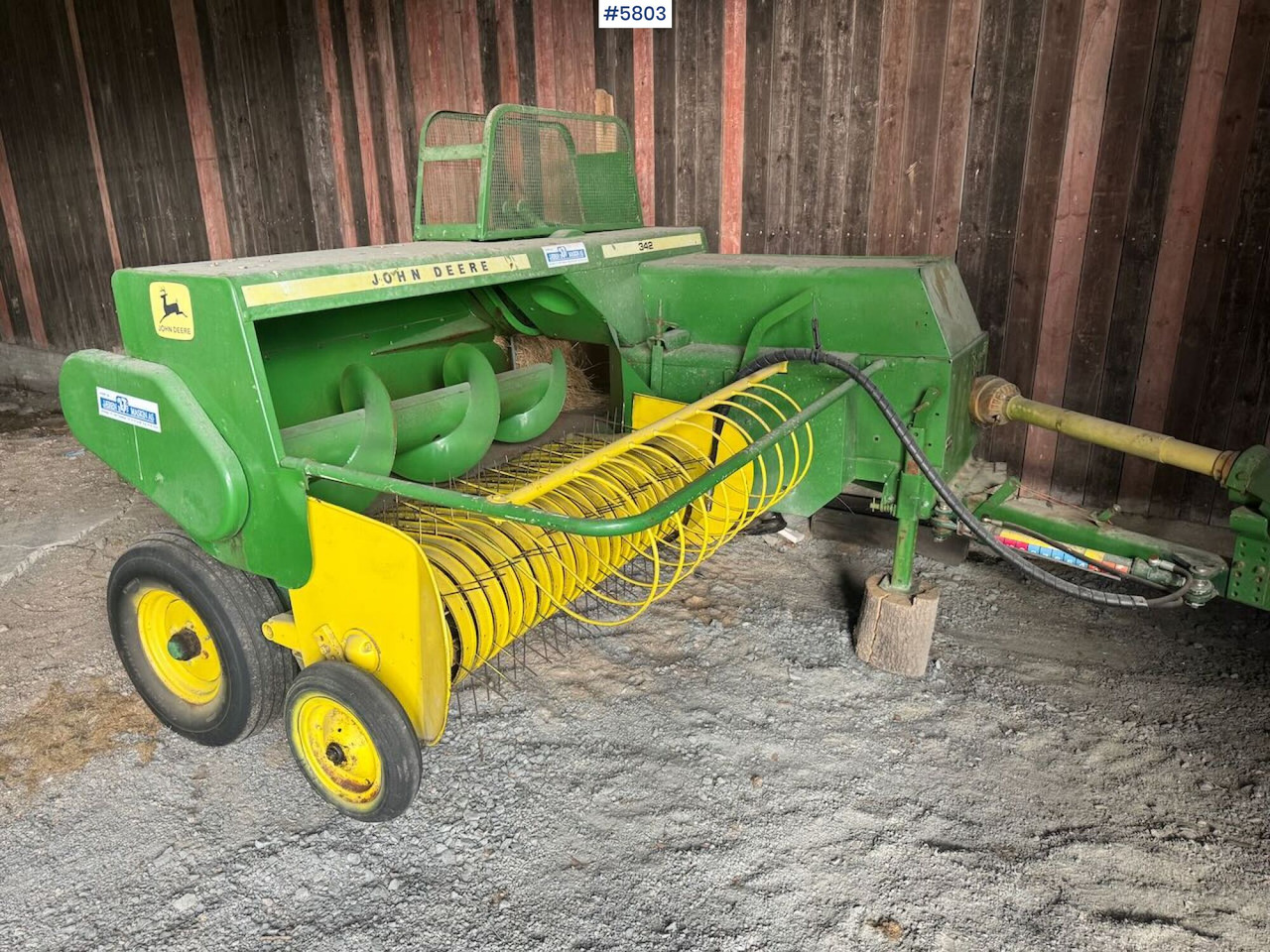 John Deere 342 - 干草和饲料设备:图1 John Deere 342 - 干草和饲料设备:图1
