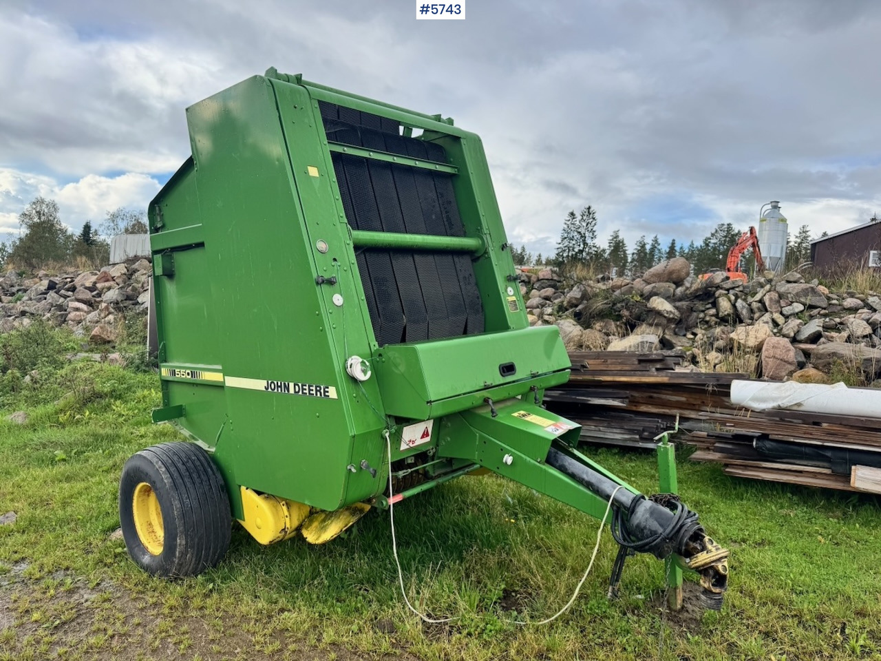 John Deere 550 Round Baler. - 干草和饲料设备:图4 John Deere 550 Round Baler. - 干草和饲料设备:图4