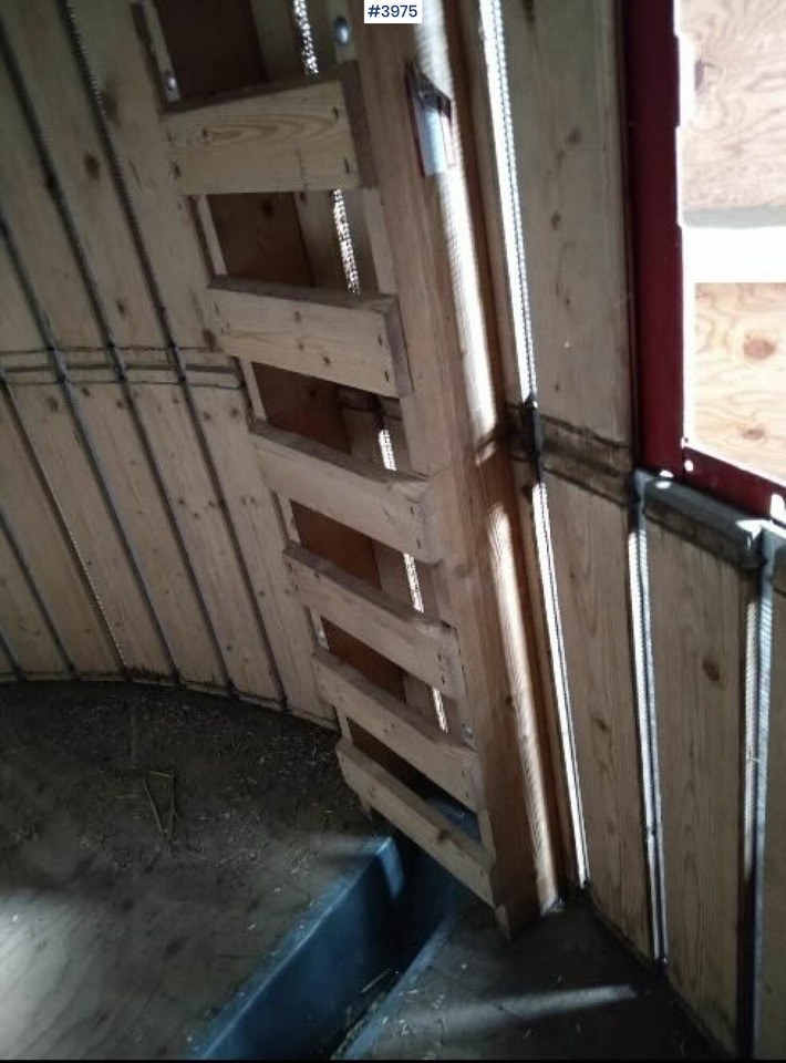 Kongskilde Dry storage silo w/ fan. - 干草和饲料设备:图5 Kongskilde Dry storage silo w/ fan. - 干草和饲料设备:图5