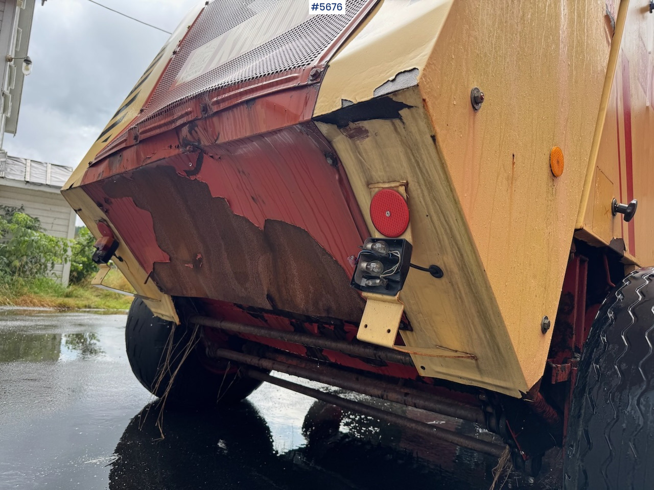 Krone KR 125 Round Baler - 干草和饲料设备:图4 Krone KR 125 Round Baler - 干草和饲料设备:图4
