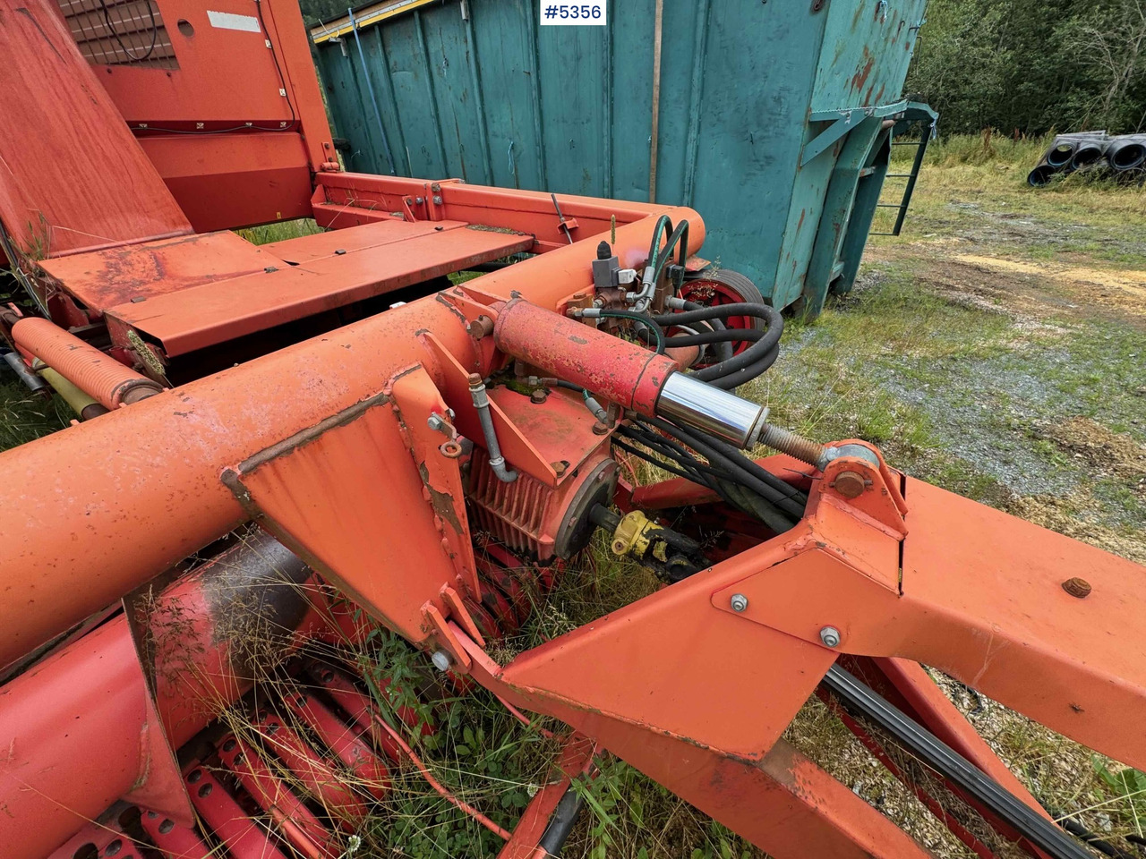 干草和饲料设备 Kverneland Tårup 480 grass trailer w/ trimmer!:图20 干草和饲料设备 Kverneland Tårup 480 grass trailer w/ trimmer!:图20