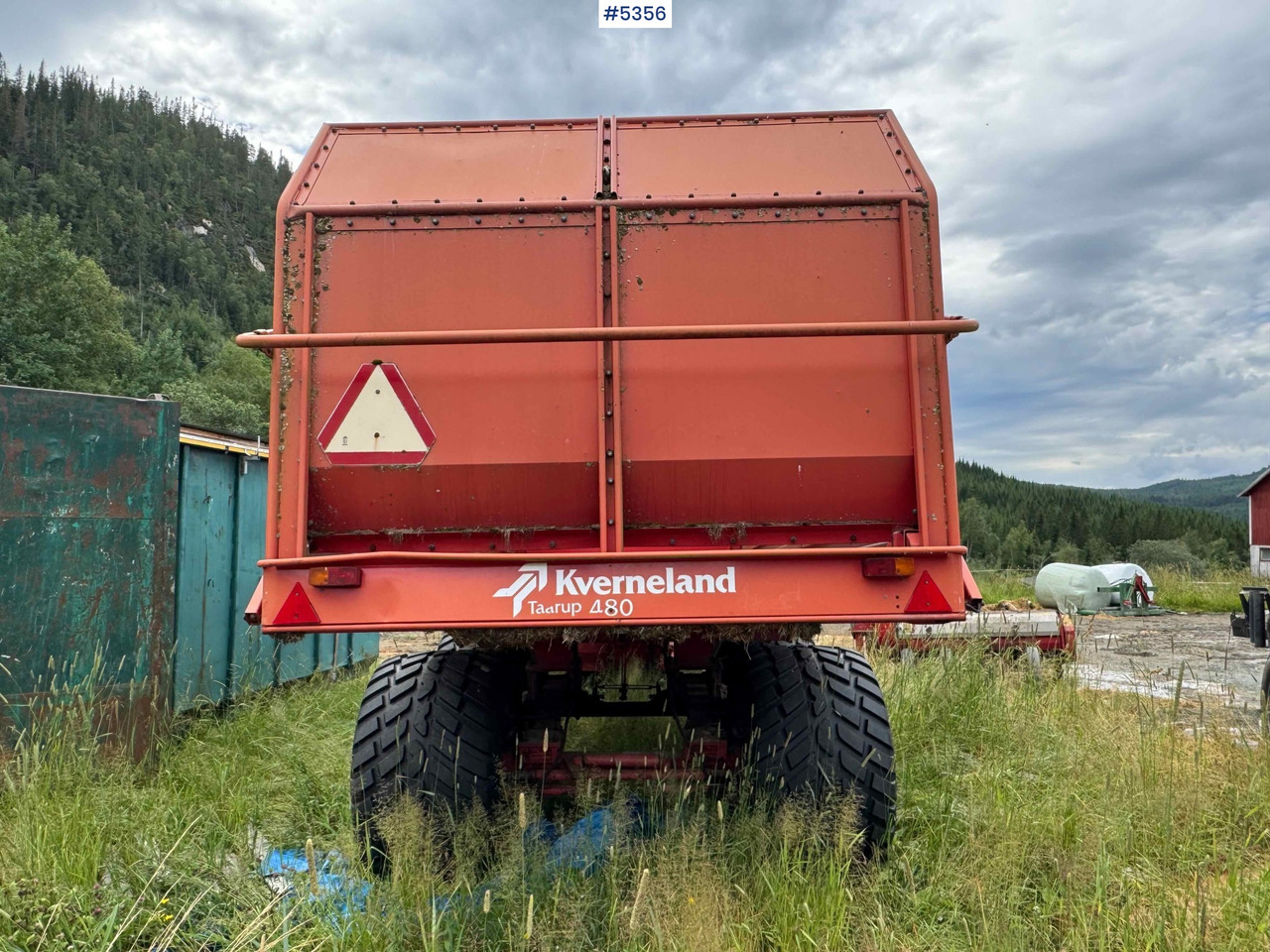 干草和饲料设备 Kverneland Tårup 480 grass trailer w/ trimmer!:图7 干草和饲料设备 Kverneland Tårup 480 grass trailer w/ trimmer!:图7