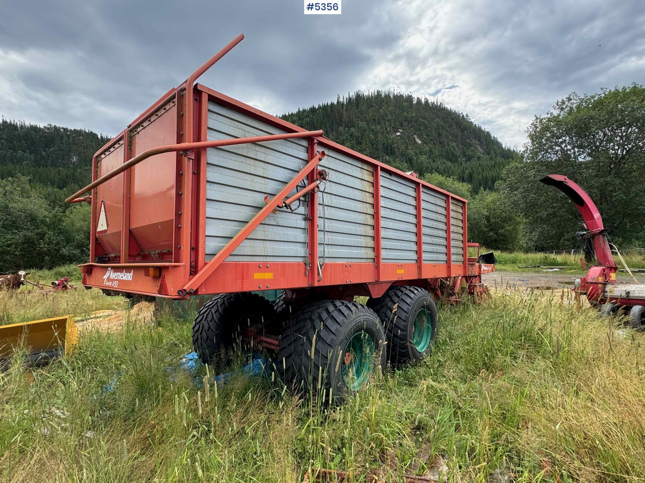 干草和饲料设备 Kverneland Tårup 480 grass trailer w/ trimmer!:图6 干草和饲料设备 Kverneland Tårup 480 grass trailer w/ trimmer!:图6