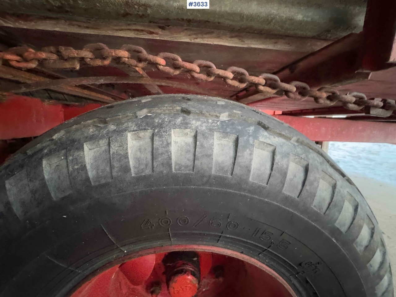 干草和饲料设备 Kverneland UN7000 unloading trailer:图15 干草和饲料设备 Kverneland UN7000 unloading trailer:图15