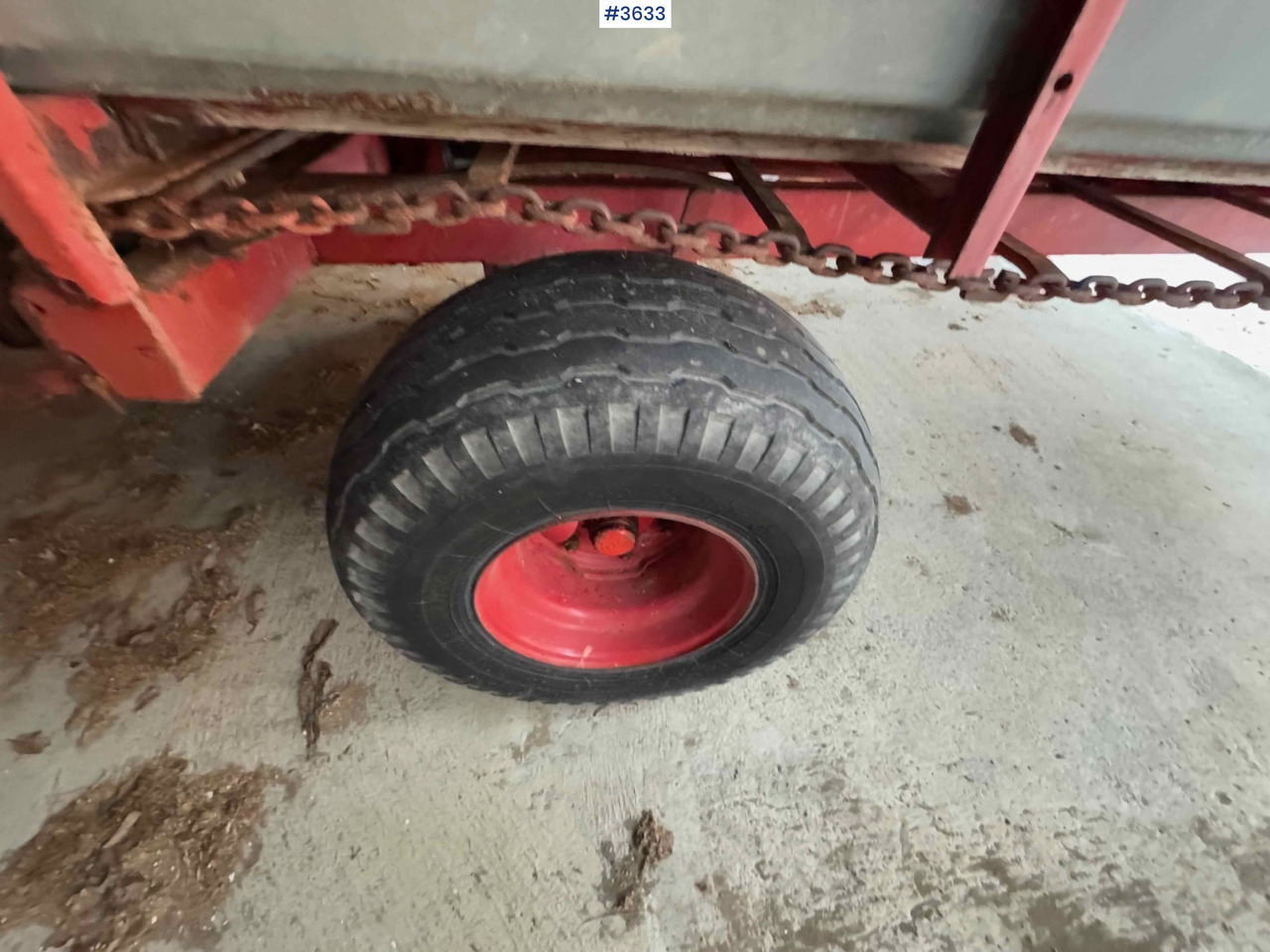 干草和饲料设备 Kverneland UN7000 unloading trailer:图14 干草和饲料设备 Kverneland UN7000 unloading trailer:图14