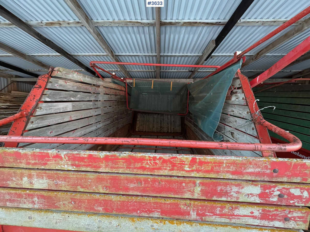 干草和饲料设备 Kverneland UN7000 unloading trailer:图7 干草和饲料设备 Kverneland UN7000 unloading trailer:图7