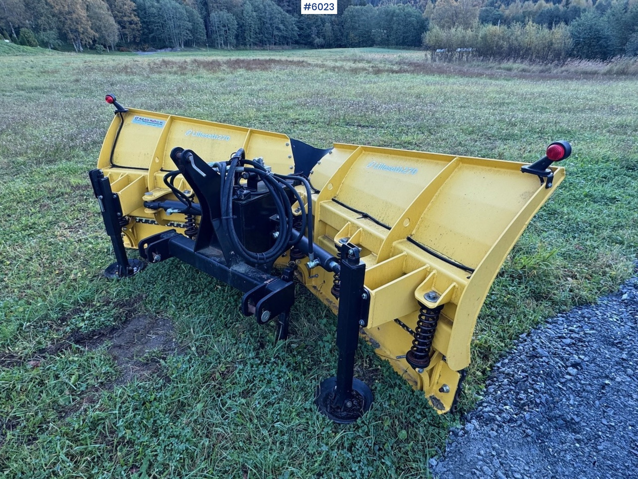 Lilleseth V-plow 270 w/ 3rd and 4th function! - 市政/ 专用车辆:图4 Lilleseth V-plow 270 w/ 3rd and 4th function! - 市政/ 专用车辆:图4