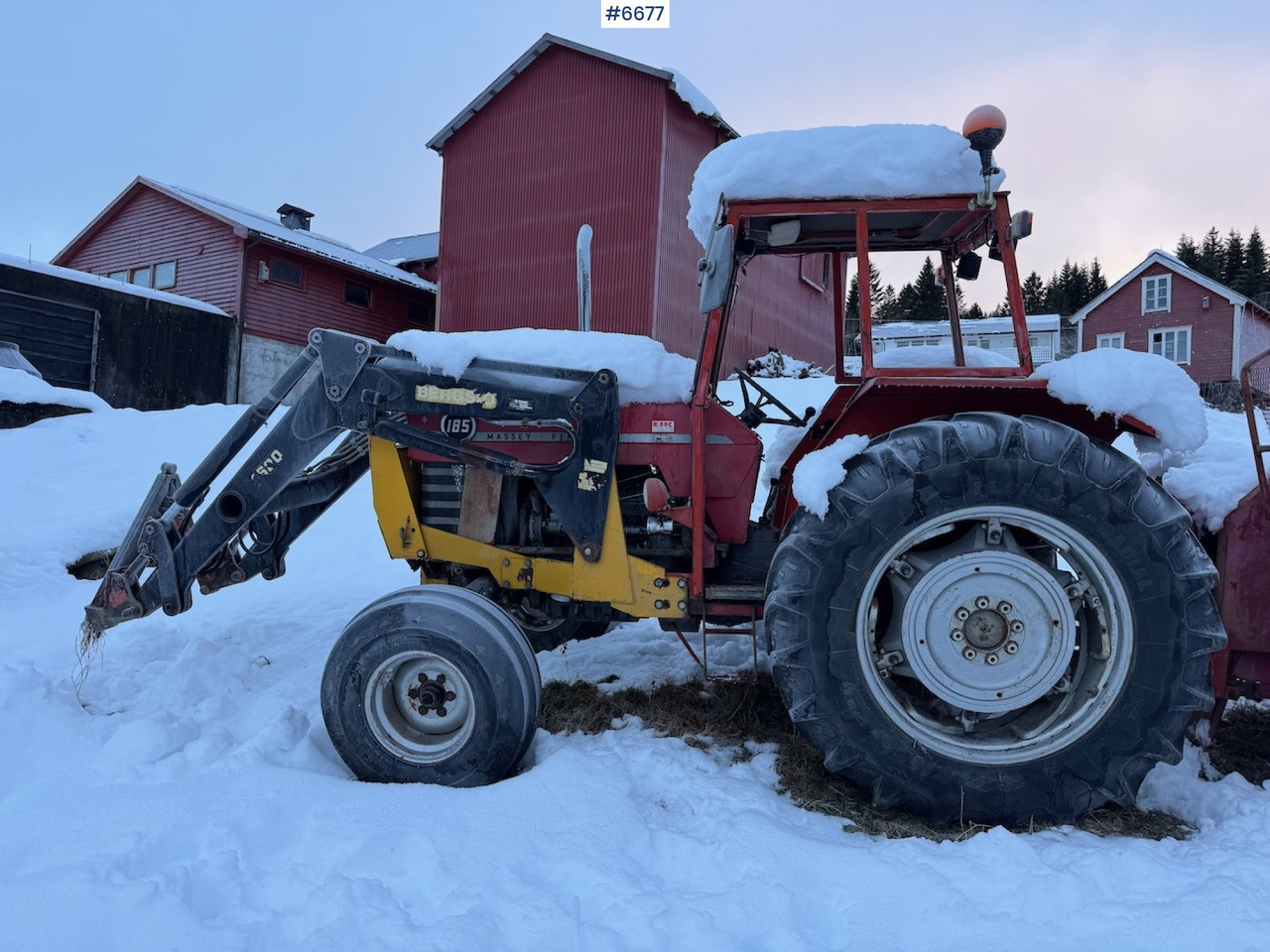 Massey Ferguson 185, Baujahr 1974, mit Frontlader. - 拖拉机:图3 Massey Ferguson 185, Baujahr 1974, mit Frontlader. - 拖拉机:图3